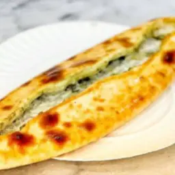 فطائر جبن بالزعتر